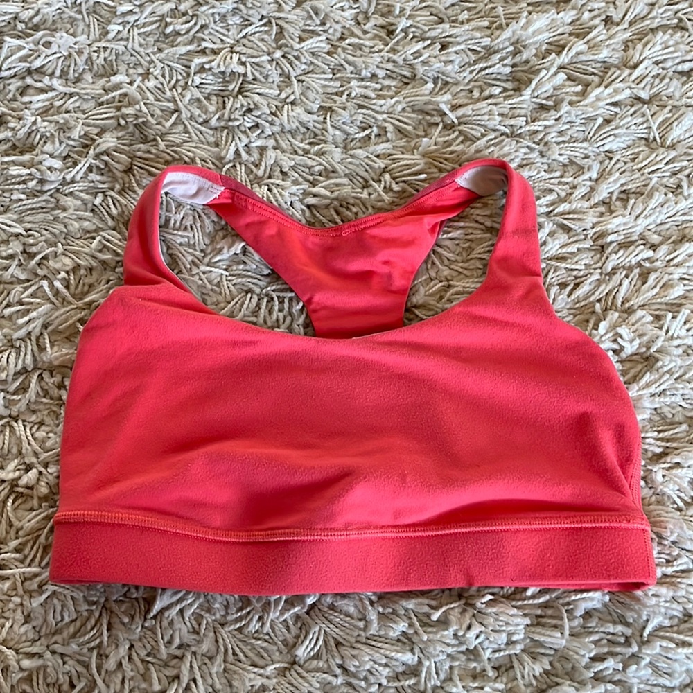 Lululemon size 6 sports bra